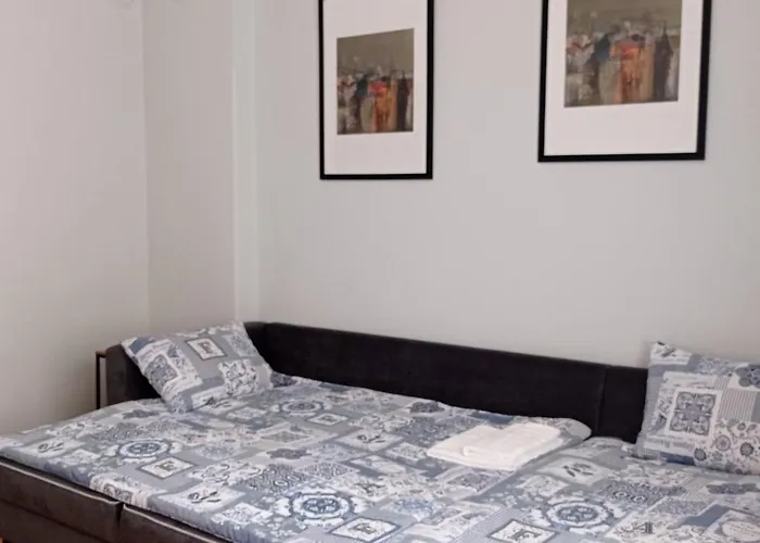 Slavyanska 11 Apartament *