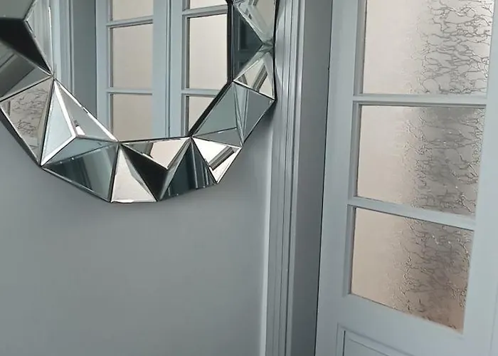 Slavyanska 11 Apartament *