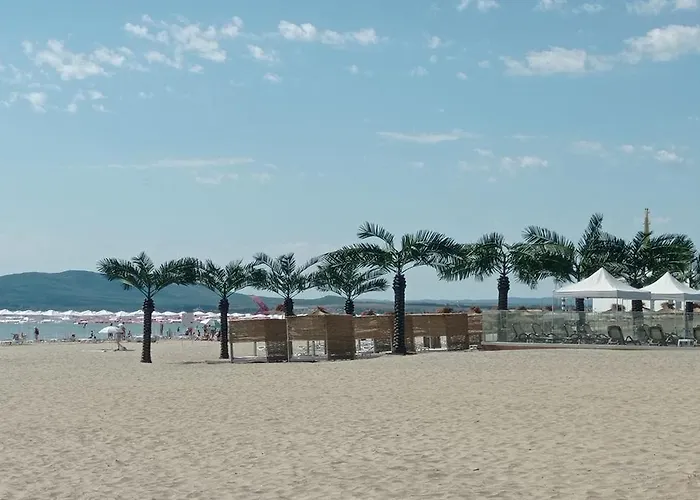 Apartament Slavyanska 11 *